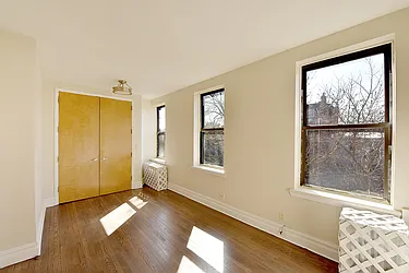 Rented by LEE & ASSOCIATES NYC RESIDENTIAL LLC