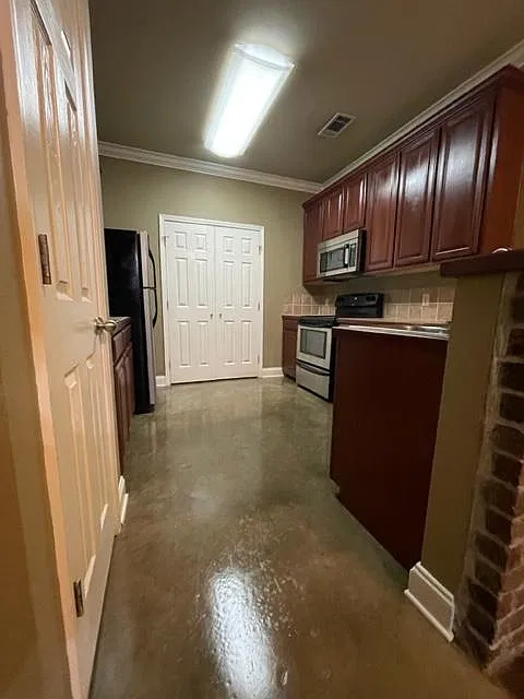 12525 Rowyn Dr — Photo 2