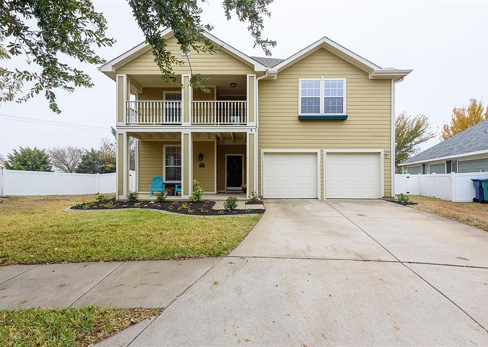 1st image of 1601 Mary Ln
