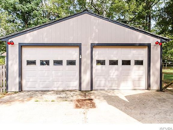 3rd image of 1531 Charrington Dr