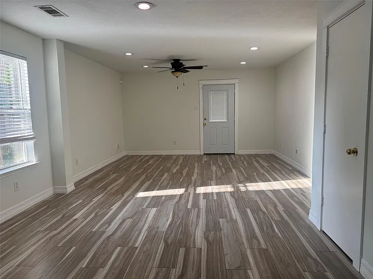11927 Mule Springs Dr — Photo 5