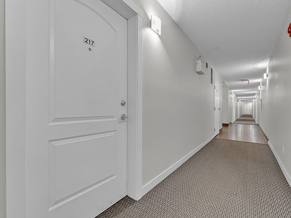 3rd image of 667 Watt Blvd SW #217