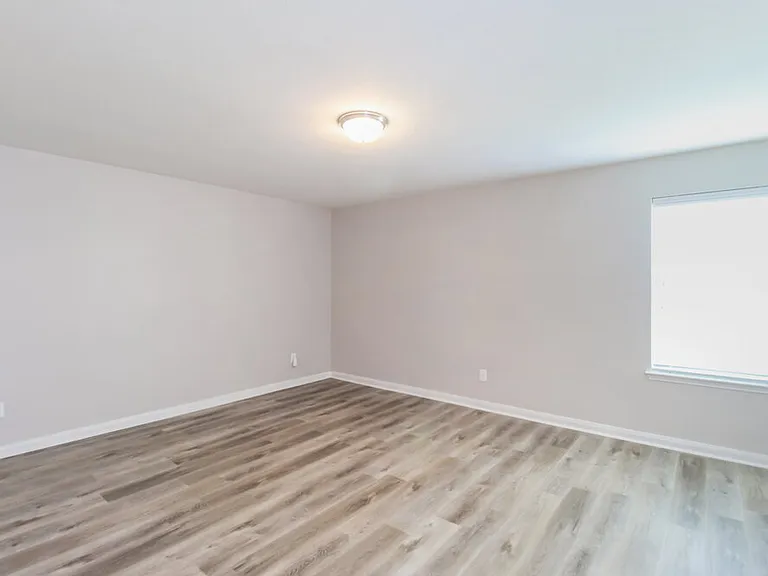 900 Princewood Dr — Photo 9