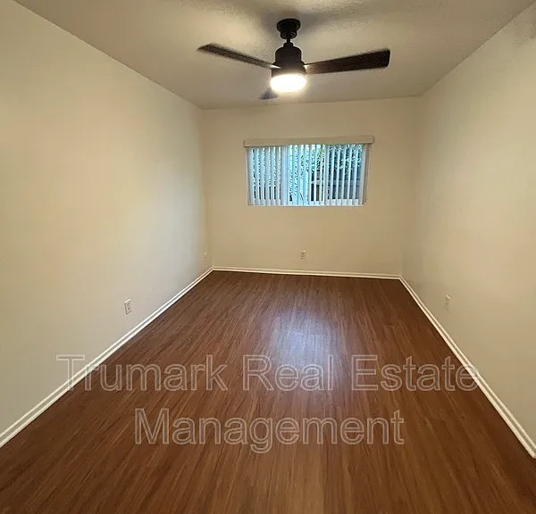 555 Palm Dr #A — Photo 5