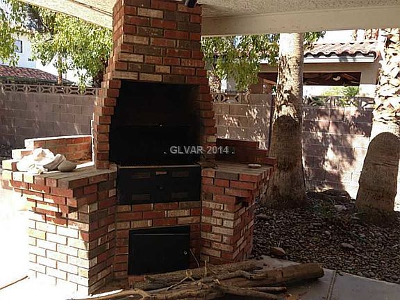 2nd image of 3637 Topawa Dr
