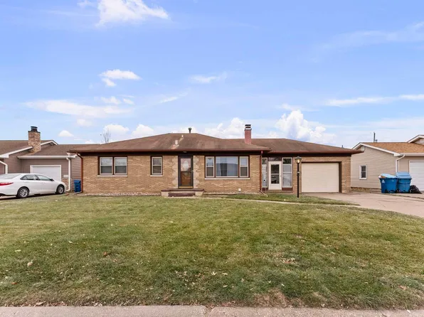 608 29th Ave, East Moline, IL 61244