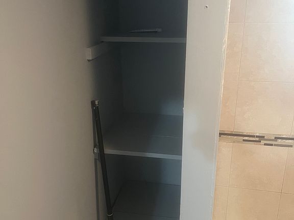 5th image of 128 Littleton Ave Floor 1