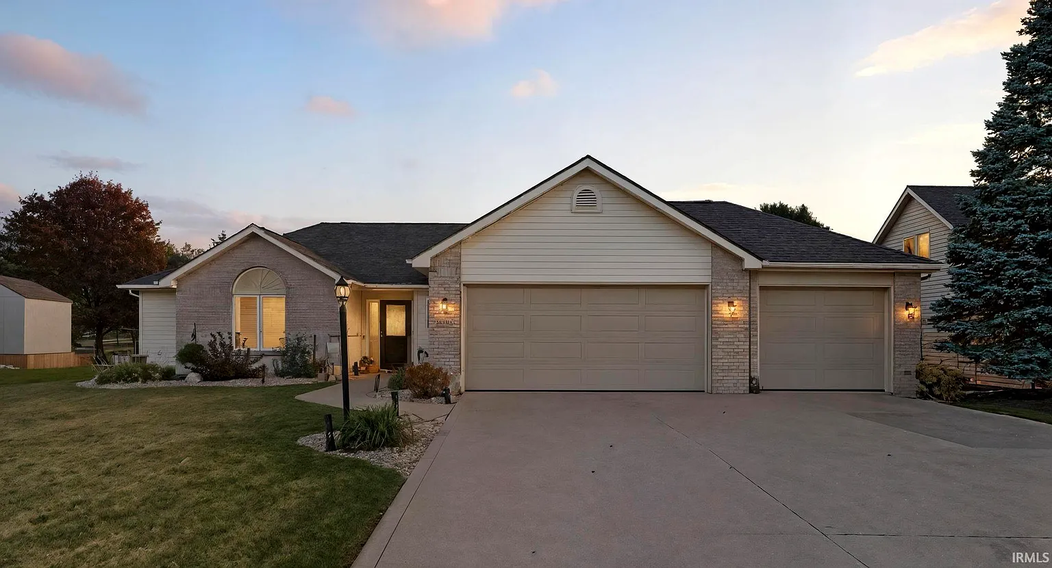 8921 Crosier Ln photo 1
