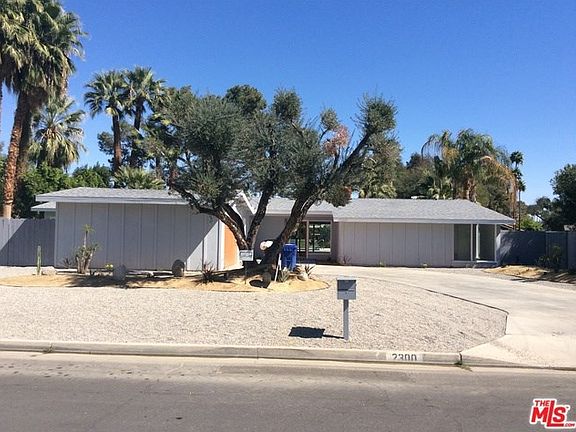 2nd image of 2300 S Broadmoor Dr
