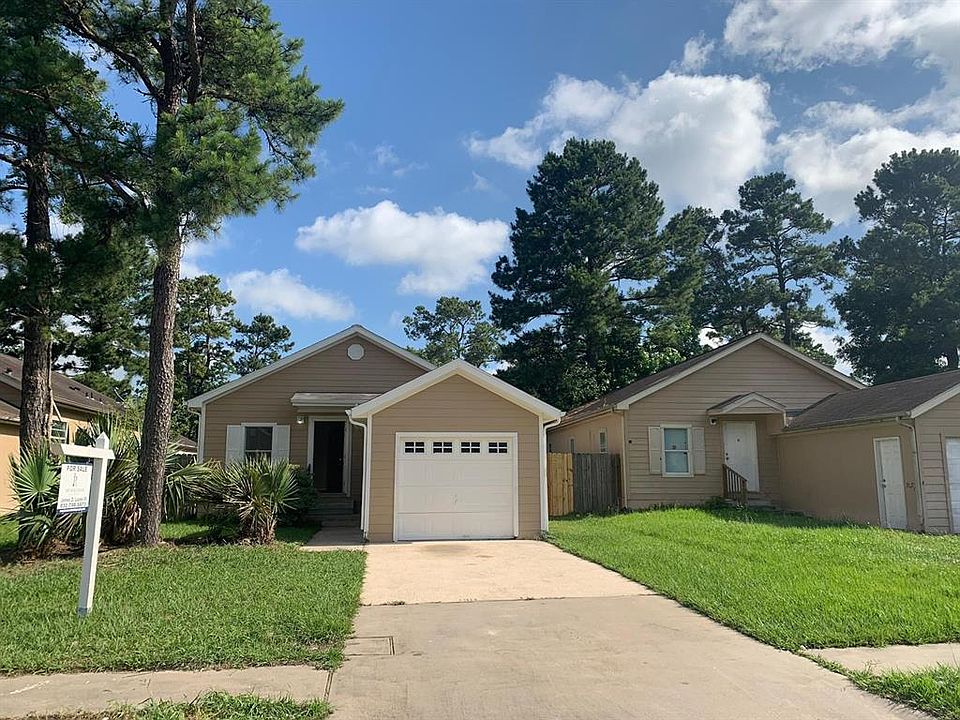 1st image of 11911 Greensbrook Forest Dr