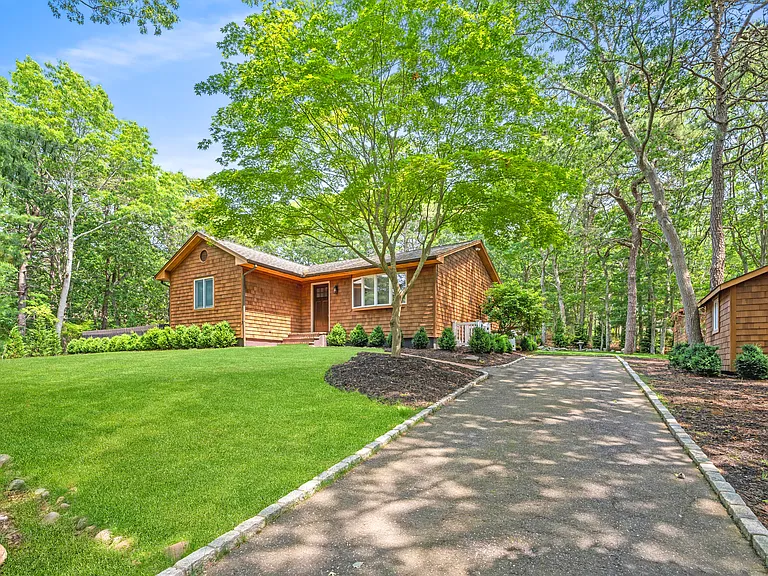 45 Cosdrew Ln — Photo 1