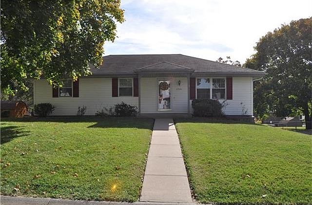 1st image of 2926 Bristol St