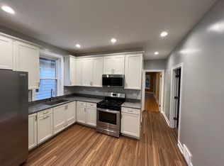 5218 W Berteau Ave, Chicago, IL 60641