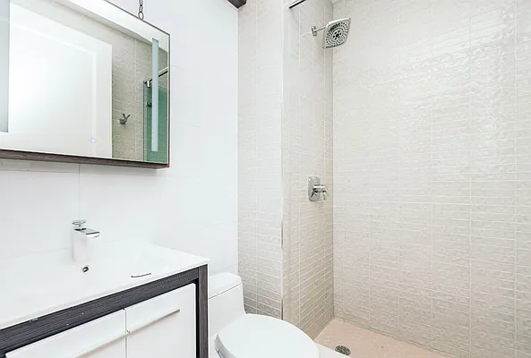 Rented by Nooklyn NYC LLC | media 58