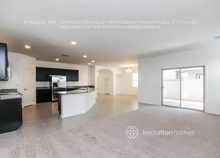 1280 E Palomino Way — Photo 3