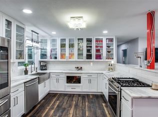 6713 John Dr, Richland Hills, TX 76118