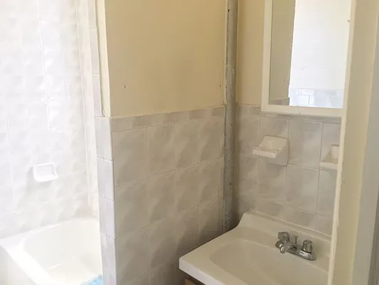 Rented by Empire Valley | media 5