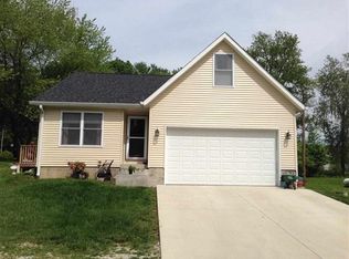 7103 S McCormick Rd, Bloomington, IN 47401