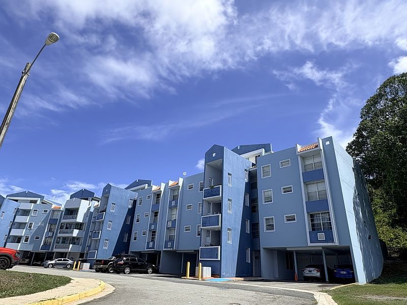 1st image of Cond Montesol #414