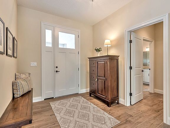 5th image of 3318 Modena Way