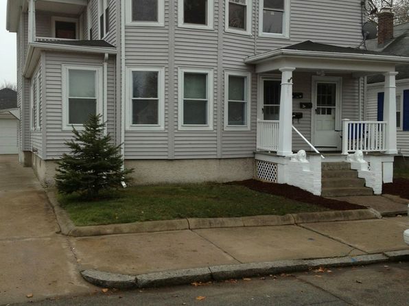 285 Baxter St