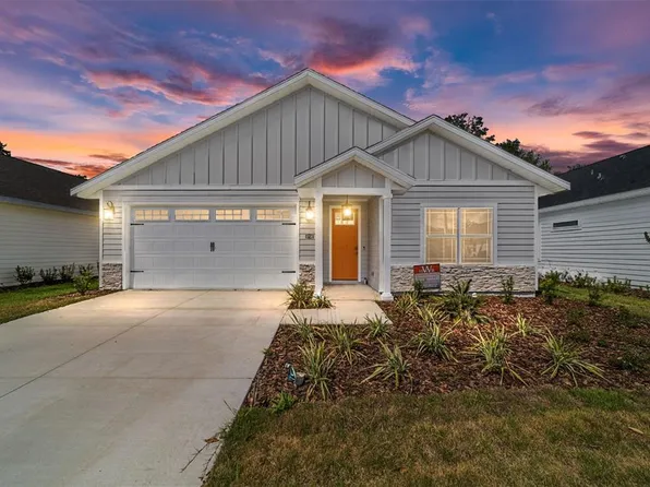 1049 SW 67th Way, Gainesville, FL 32607