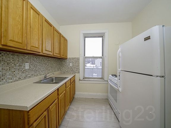 2nd image of 2276 41st St #4G