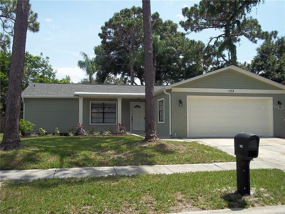 1st image of 102 Hillcrest Dr