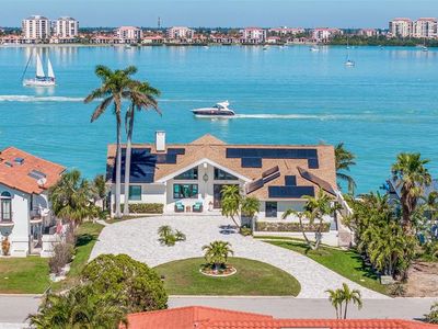 173 1st St W, Tierra Verde, FL, 33715