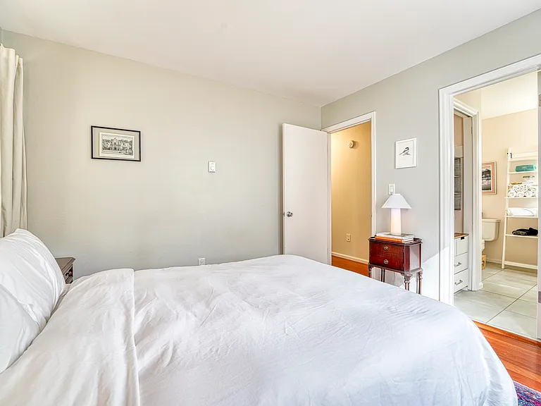 1901 Centennial Dr — Photo 5