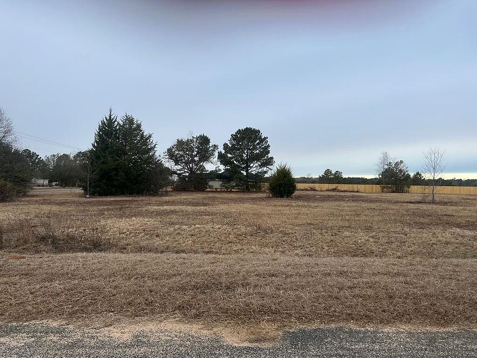 1st image of 1110/20 Makayla Ln