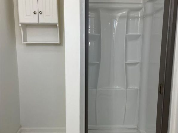 236 W Main St #238