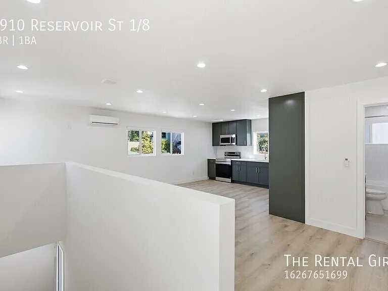 2910 Reservoir St #1/8 — Photo 6