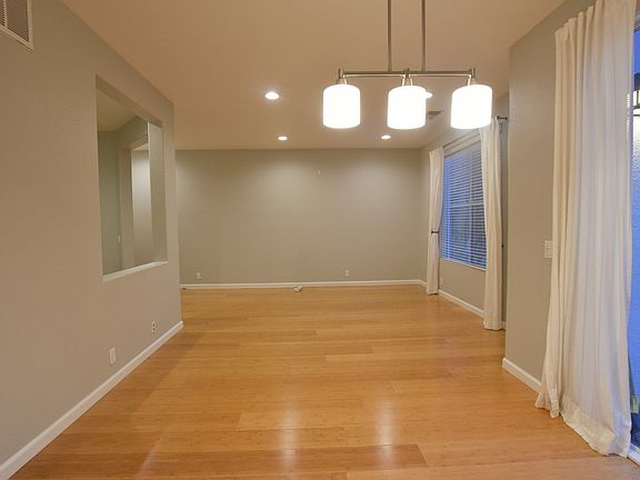 4th image of 465 Navaro Way Unit 223