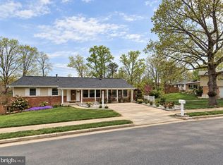 12402 Colby Dr, Woodbridge, VA 22192