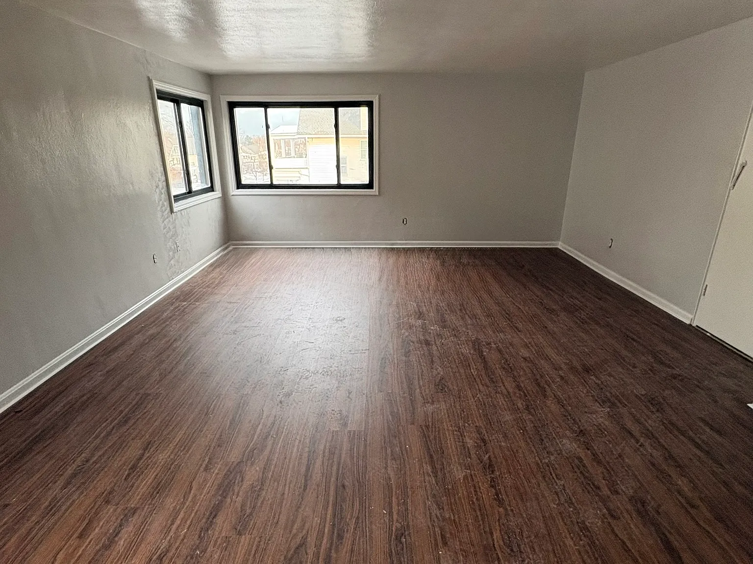 13322 Madison Avenue Apartments — Photo 3