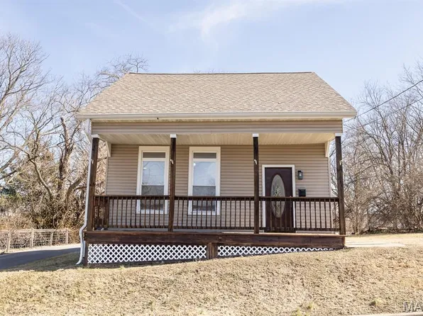 216 N Fritz St, Lebanon, IL 62254