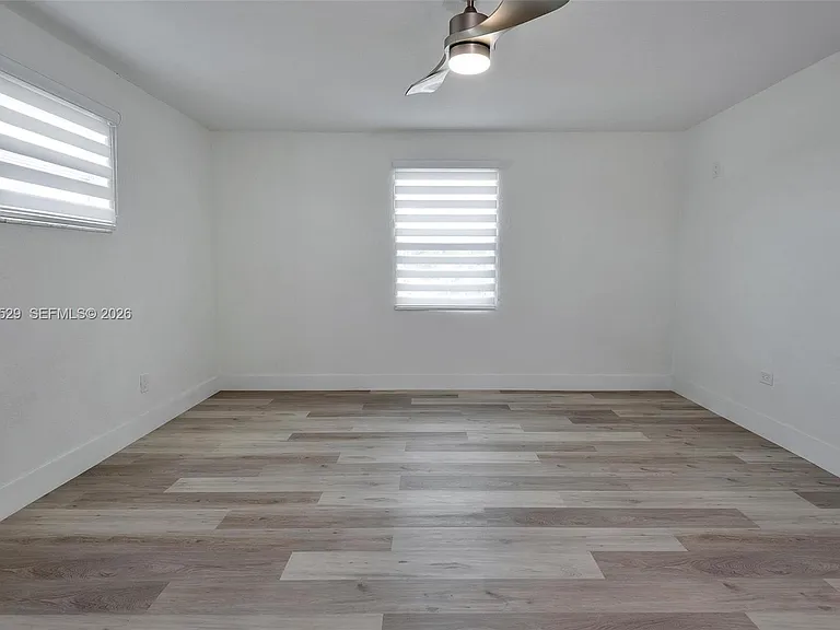 424 W 13th St — Photo 24