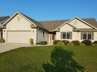 252 Ponderosa Dr, Hartford, WI 53027