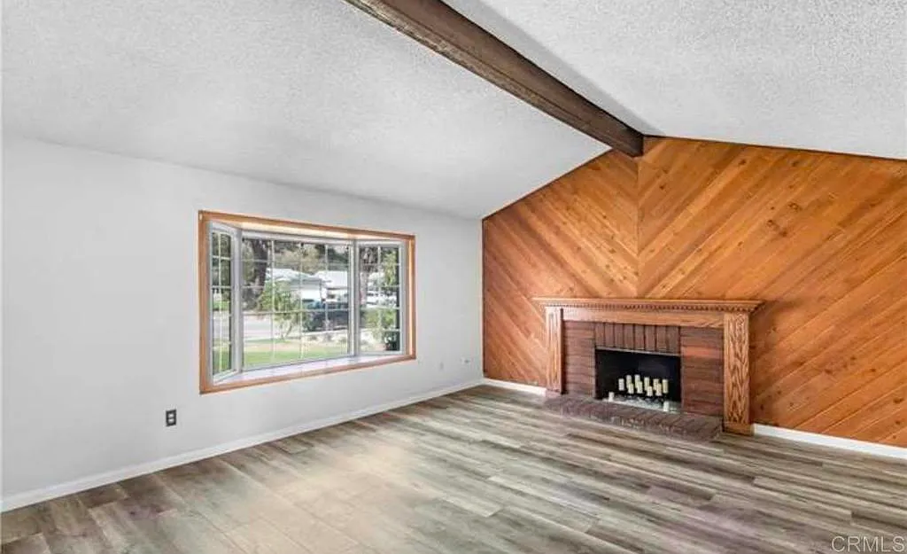 4 bed, 111 sqft, $1,500 — Photo 2
