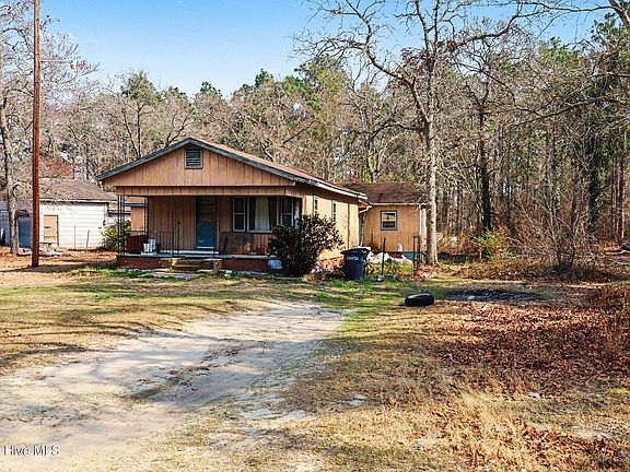 2nd image of 495 Horseshoe Road