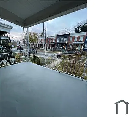 4 bed, $2,600 — Photo 4