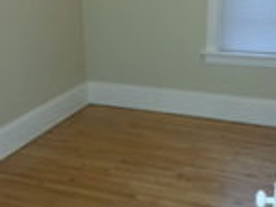 1st image of 3030-32 N Fratney St #3