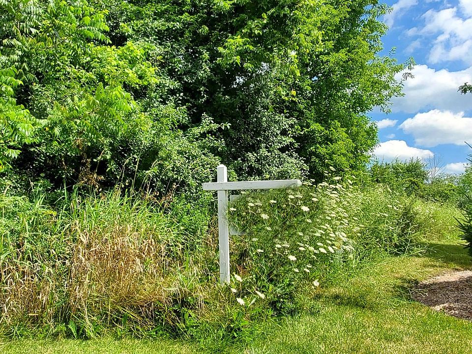 1st image of 16142 Scenic Ct