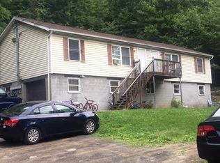 477 Vineyard Ave, Highland, NY 12528