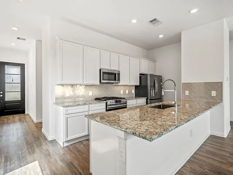 613 Royal Arch Dr — Photo 7