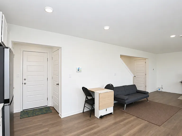 101 Fieldcrest Ave — Photo 9