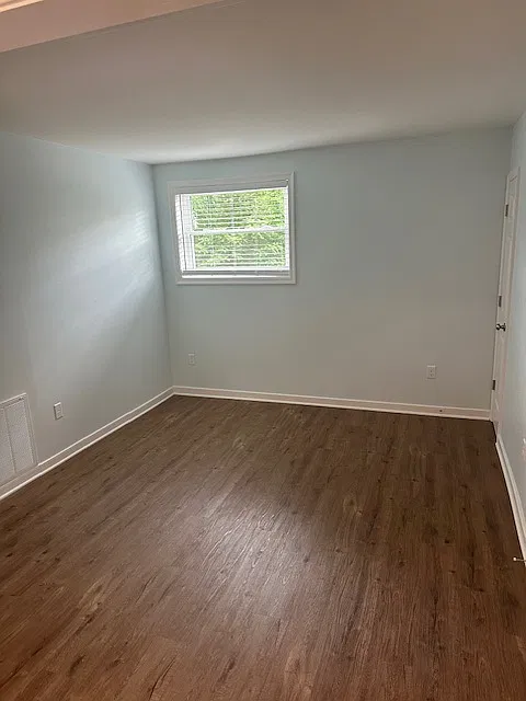 2 bed, 650 sqft, $1,200 — Photo 1