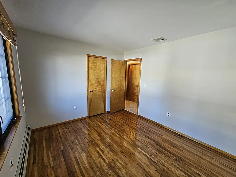 27 Whitaker Ave #1 — Photo 10