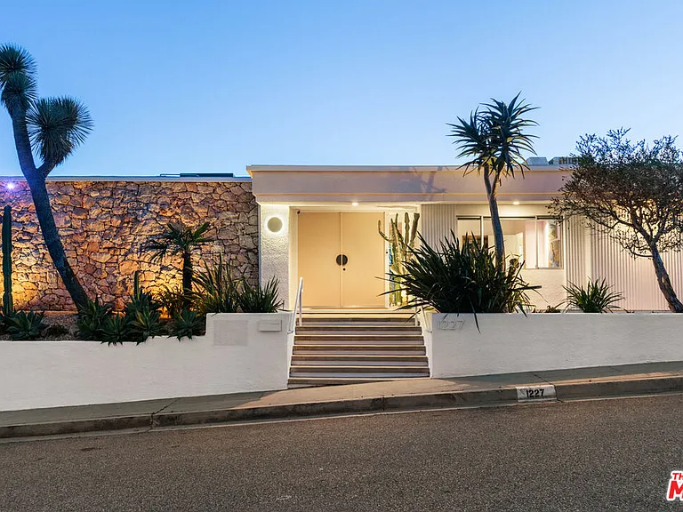 1227 Tellem Dr — Photo 33
